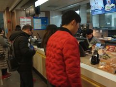 -麦当劳(轻轨曹杨路店)