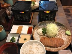 -牛かつもと村(原宿店)