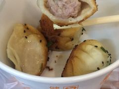 -香山胡记吴江路生煎(灵山路店)