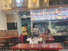 大堂-铁朋小锅米线(金星店)