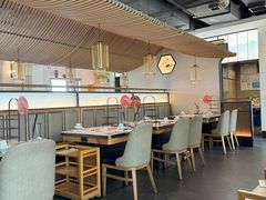 -左庭右院鲜牛肉火锅(浦江欢乐颂店)