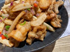 干锅鸡翅牛蛙-川堂风·跷脚牛肉·乐山爆炒(宝山日月光店)