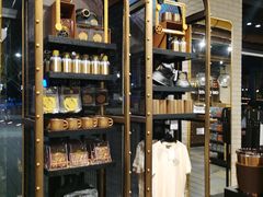 面包甜点陈列柜-酷巧·巧克力糖果店