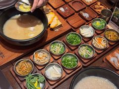 -银米·云南传统过桥米线(双廊黑金冠店)
