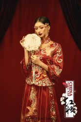 -易摄影婚纱摄影工作室