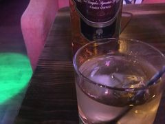 -無名记忆Music Bar夜景怀旧酒吧