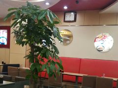 大堂-李先生牛肉面大王(营口大润发店)
