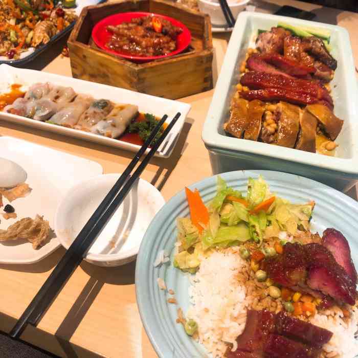 避风塘(镇江八佰伴店)-"菠萝海鲜炒饭味道很不错.下次再来.