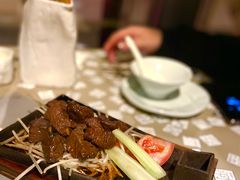 铁锄牛排-穹六人间 people 6(岳阳路店)