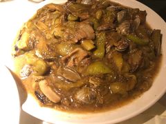 茄子炖蚬子-日丰园海肠水饺·老字号大连海鲜(和平广场店)