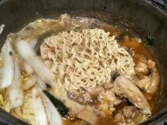 -威邵鸡煲(西华路总店)