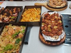 -老东镇啤酒屋海鲜加工·蒸汽海鲜·海鲜烧烤(台东店)