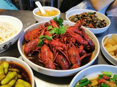 -龙巢盱眙龙虾·牛蛙·烧烤宵夜(八卦岭店)