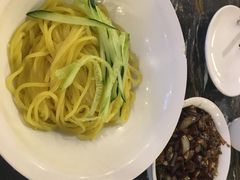 海鲜干炸酱面-桃园中华料理炸酱面(燕儿岛路店)