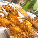 推荐点这个油饼,上面的蘸料不要太好吃