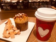 -星巴克臻选(郑州中原万达店)