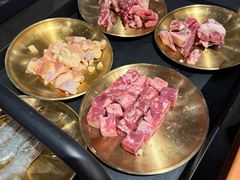 -何发发和牛烧肉·鳗鱼榴莲放题自助(乐峰广场店)