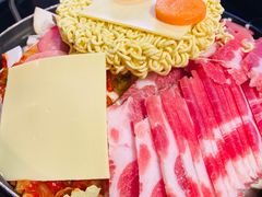 泡菜五花肉锅-炙韩料理·部队锅专门店