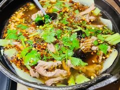 -何师烧烤Pro ·江湖川菜·小龙虾·精酿(太古里旗舰店)