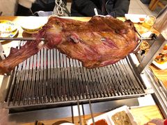 -欢乐牧人蒙古炭烤羊腿(四平路店)