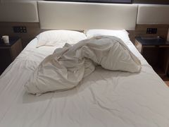 -IU酒店(兰州西关十字地铁站店)