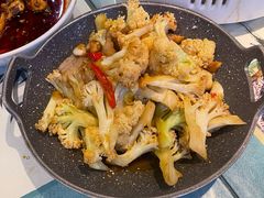 -张氏宽窄巷成都名小吃(茂业百货华强北店)