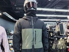 -迪卡侬(大英山店)