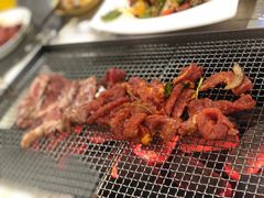 -马路牙子烧烤音乐酒馆(望京店)