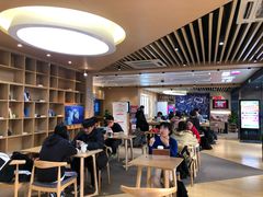 大堂-瑞幸咖啡(浙江大学紫金港校区店)
