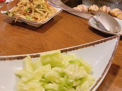 -万里闯关东铁锅炖菜馆(高新旗舰店)