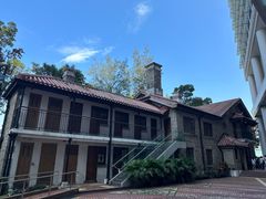 -香港大学