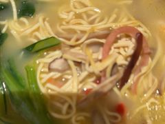 -桂满陇·蟹黄小笼汤包(中山公园店)
