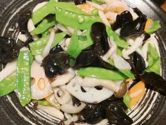-95号酱骨·一块豆腐(展春园西路店)
