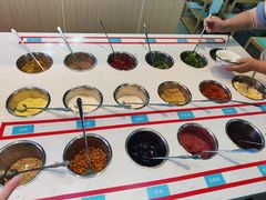 自助调料区-屋头串串(中海环宇城店)