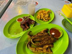 -明记烧鱼美味店