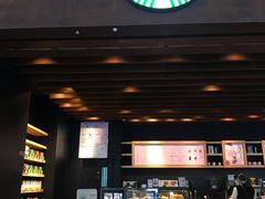 门面-星巴克(广州南站A18检票口楼上)