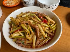 芹菜牛肉丝-曾牛肉