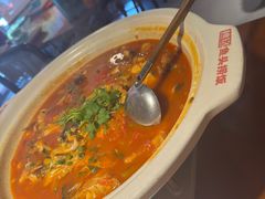 -魏铭鱼头捞饭(晋阳路店)