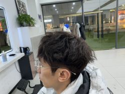 -尤司男士国潮理发馆