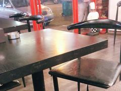 大堂-愉肴麻辣香锅(中北镇店)