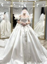 -予白婚纱礼服馆