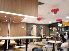 -麦当劳(华融店)