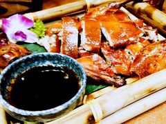 -老滇山寨•云南特色菜•地方菜•民族风情歌舞表演(金碧店)