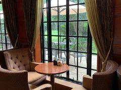 靠窗位-汾阳花园酒店·餐厅(徐汇店)