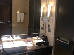 -广州天河希尔顿酒店