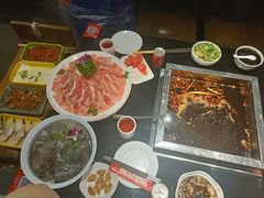 -安安火锅(上美广场店)