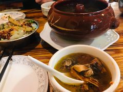 -小锅巴纳西餐厅