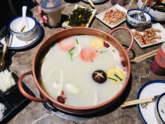 -三人行骨头王火锅(长寿店)