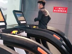 -开阳里游泳健身