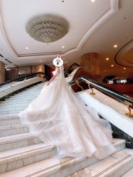 拖尾-南京宝娜嫁衣婚纱礼服馆(中央路店)
